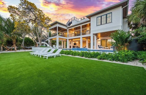 Sarasota House | The Ringling Estate