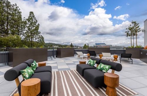 Walnut Creek Apartment | The Rise Walnut Creek, a Sentral community