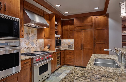Truckee Resort | The Ritz-Carlton, Lake Tahoe