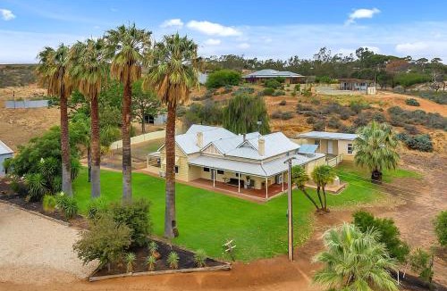 Gordon House | The River Block