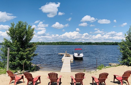 Westmeath House | The River House Suite - waterfront walkout