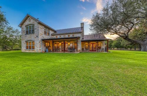 Fredericksburg House | The River House