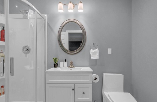 LaSalle House | The River Place by Zen Living