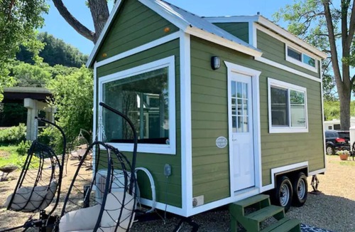 Bellevue Cabin | The River's Edge - Tiny Home 3