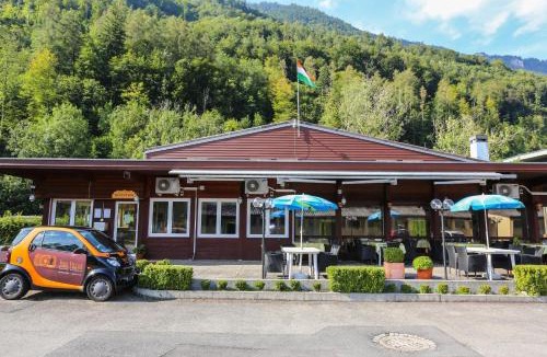 Interlaken Hotel | The River Village