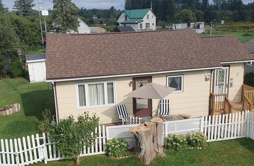 Thessalon House | The Riverbank Bungalow