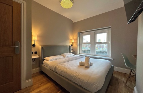 Riverside Bed & Breakfast | The Riverhouse