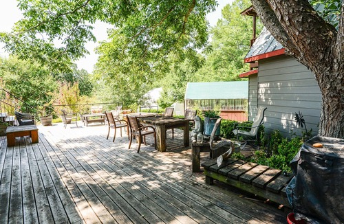 Bastrop House | The RiverHouse Pet Friendly Zen River Retreat