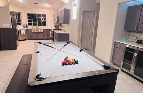 Laughlin House | The River’s Ace a Luxury River & Lake Pool Oasis