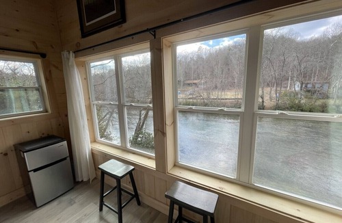 Blue Ridge Cabin | The Riverside Cabin!