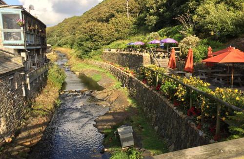 Boscastle Bed & Breakfast | The Riverside