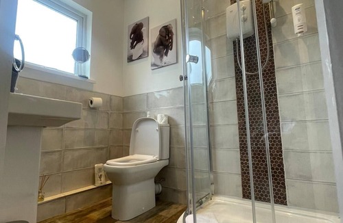 Saltford Hotel | The Riverside Inn