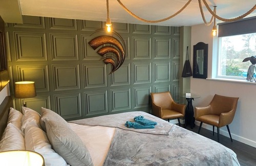 Saltford Hotel | The Riverside Inn