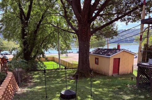 Madison House | The Riverstone Getaway in historical Madison, IN