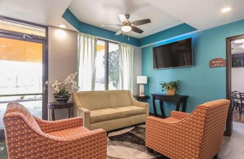 Charleston Hotel | The Riverstone Hotel