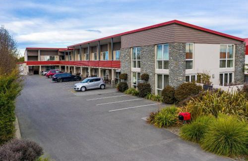 Rangiora Hotel | The Riverstone