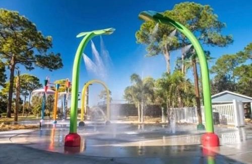 Venice House | The Riverview Cottage