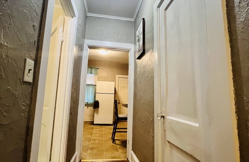 Albany Apartment | The Rizzy Apartment