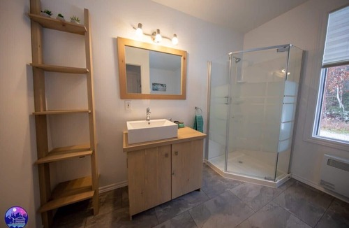 Trois-Rives Ski Chalet | The Road Shack | spa | dogfriendly