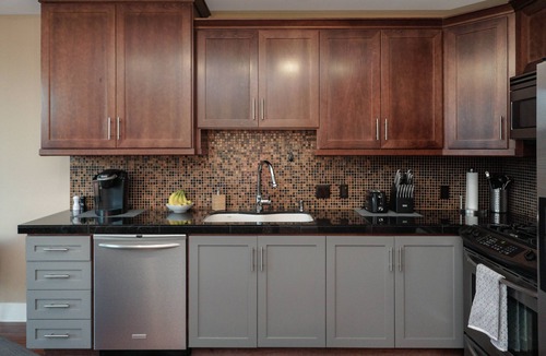 Sunnyside Condo | The Robin's Nest - Modern SE Portland Belmont Condo w/Garage Parking - monthly