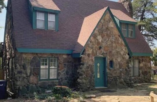 Batesville House | The Rock Cottage