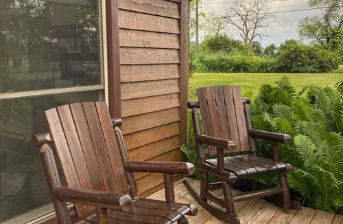 Holcomb House | The Rock River Cabin