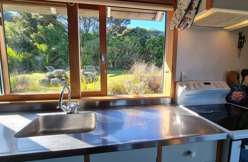 Tuateawa House | The Rock " Serene, Tranquil, Awesome"