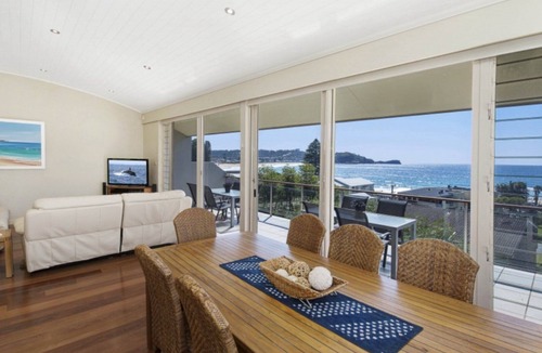 Avoca Beach Apartment | The Rockpool 3 - Great Position