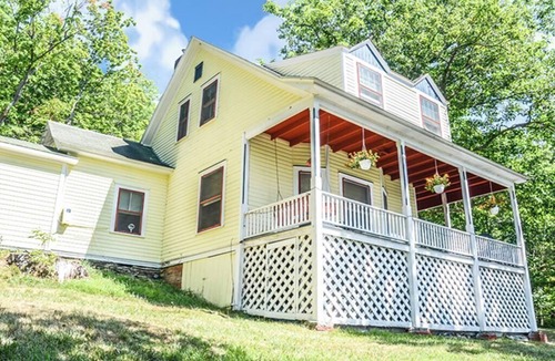 Burdett House | The Rocks - A Victorian Cottage on Seneca Lake