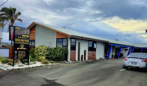 Westshore Hotel | The Rocks Motel