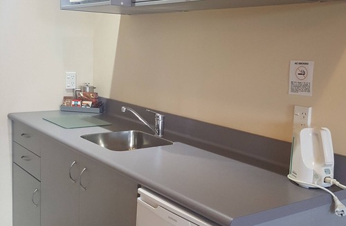 Westshore Hotel | The Rocks Motel