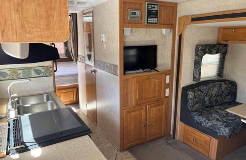 Cloyne House | The Rockwood - 26' RV/trailer