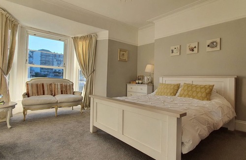 Hele Bed & Breakfast | The Rocky Cove Bed & Breakfast