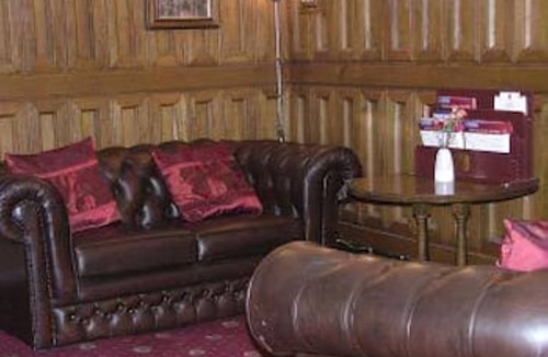 Stevenage Hotel | The Roebuck Inn