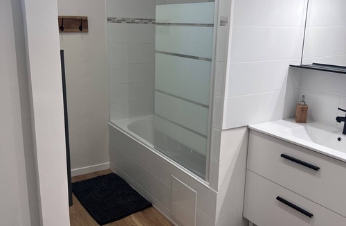 La Reole Apartment | The Rolaise Escape