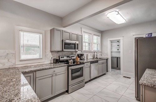 Vollintine-Evergreen House | The Rolling Stone Near Downtown