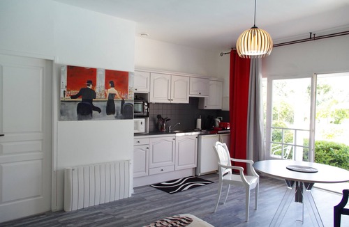 Audenge Cottage | THE ROMANTIC EDEN STUDIO