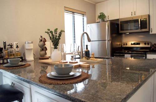 Englewood Condo | The Romantic French Flat