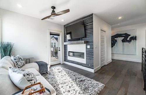 Downtown House | The Rooftop Terrace on the Square