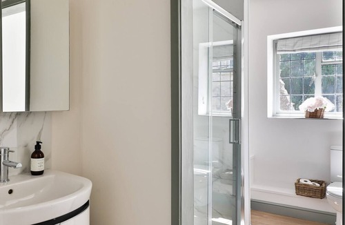 Beverston Apartment | The Rooks - Beverston Castle Cotswolds Sleeps 4