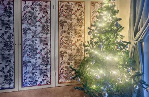 Flemingston House | The Room Next Door