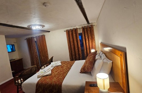 Wisbech Hotel | The Rose and Crown Hotel