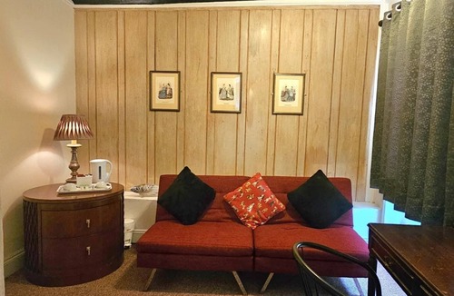 Wisbech Hotel | The Rose and Crown Hotel