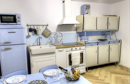 Speracedes House | The Rose and the Wolf - SPERACEDES