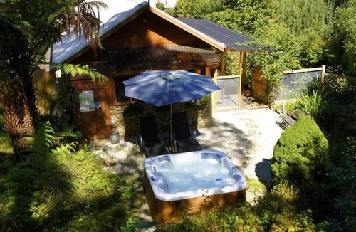 Warburton Cottage | The Rose Cottage