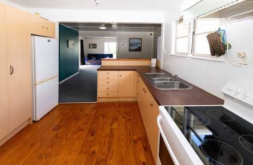 Mangakino House | The Rose Cottage