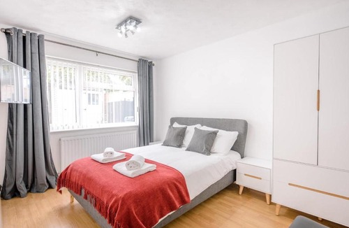 Holton House | The Rose, Holton