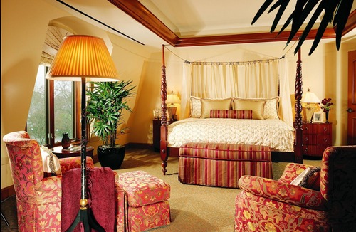 Pleasanton Hotel | The Rose Hotel