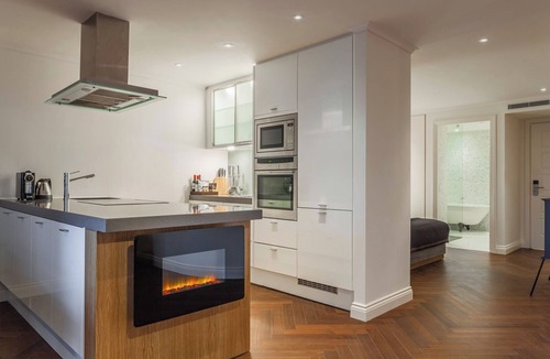 Reading City Centre Hotel | The Roseate Reading