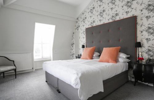 Bath Hotel | The Roseate Villa Bath